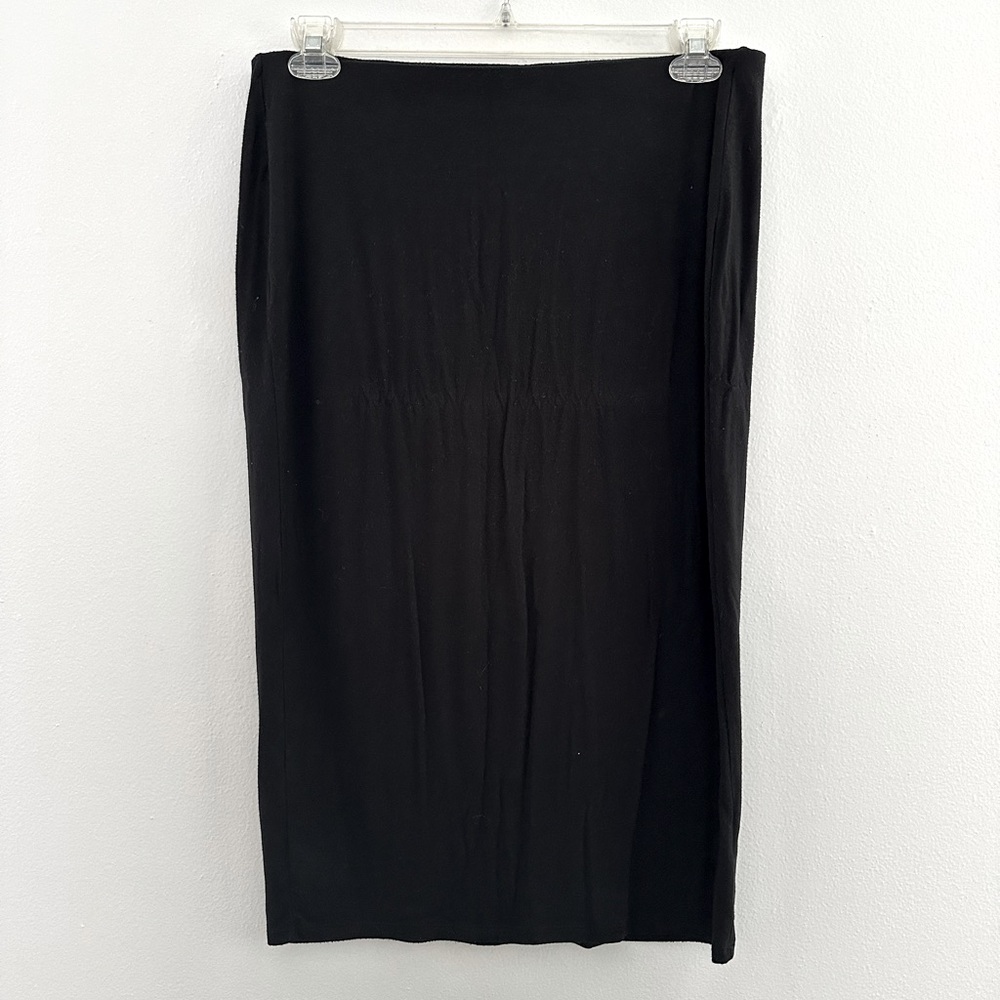 Black midi skirt